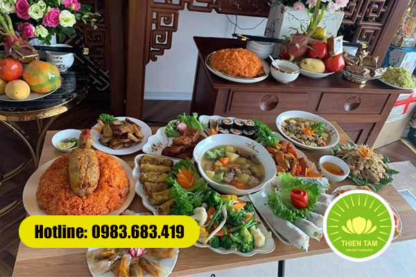 Cỗ chay cúng rằm – Gợi ý 09 mâm cơm đầy đủ lễ nghi, sang trọng.