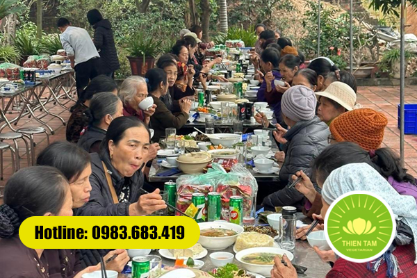 Cỗ chay giao tận nơi – Giải pháp tiện lợi cho ngày lễ bận rộn.