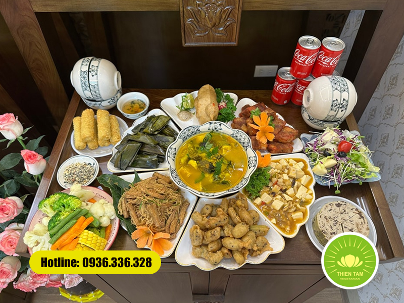 Hình ảnh mâm cỗ chay dùng trong đám giỗ – Thanh đạm và tinh tế