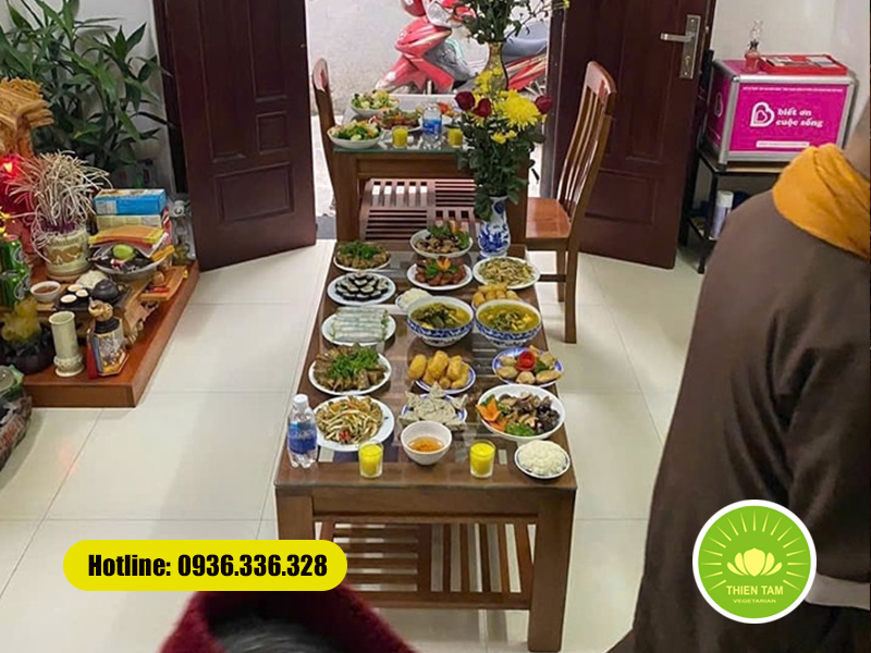 Mâm cỗ chay đám giỗ – Bày trí trang trọng, đủ món truyền thống