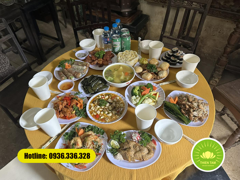 Tiệc chay tại chùa – Không gian thanh tịnh, ấm áp nghĩa tình