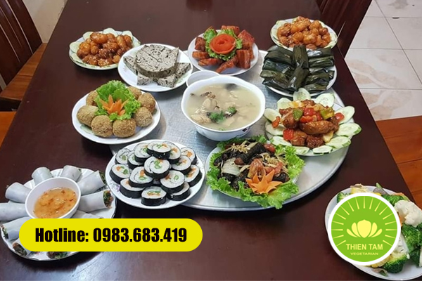 Dịch vụ đặt tiệc chay tại nhà với thực đơn phong phú, đảm bảo lễ nghi