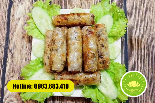 Chả nem chay giòn rụm vàng đẹp – món khai vị trong mâm cỗ chay