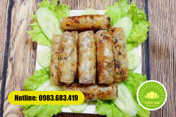 Nem chay giòn rụm, thơm vị rau củ – Món khai vị trong mâm cỗ chay đám giỗ