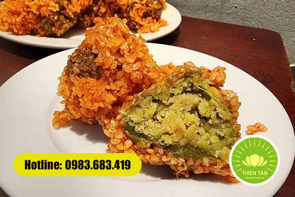 Xôi gấc nhân đậu xanh đỏ đẹp, thơm dẻo – món xôi cúng rằm, cỗ chay