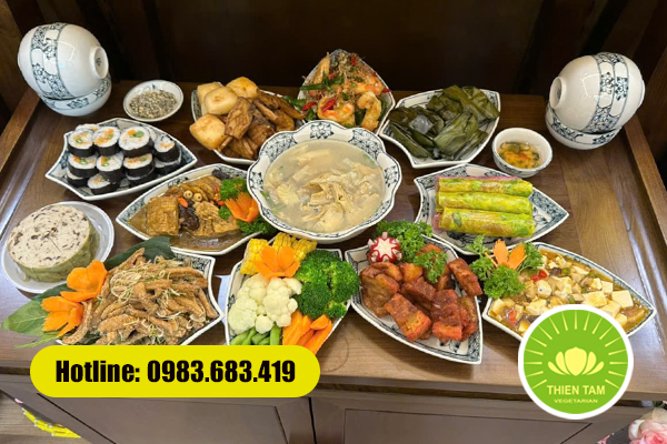 Mâm cỗ chay Thiên Tâm – Tỉ mỉ trong từng chi tiết, trọn vẹn ý nghĩa tâm linh